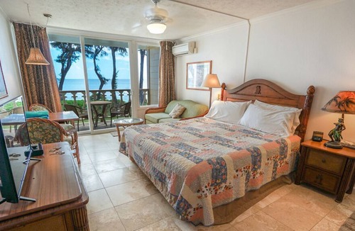 Wailua Condo | Aloha Condos, Islander on the Beach, Condo 225, Beachfront, AC