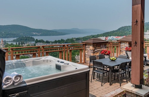 Mont-Tremblant House | Altitude Ski-in/Out at Resort with Private Hottub