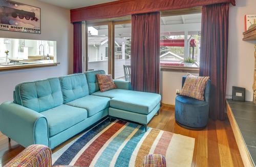 Northeast Anchorage House | Anchorage Retreat: Walk to Cheney Lake Park!