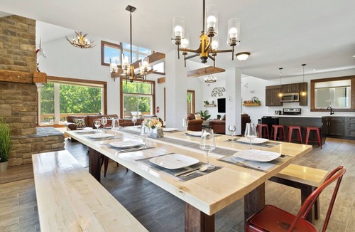 The Blue Mountains Ski Chalet | Arlberg Chalets