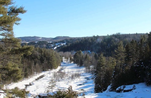 Sainte-Melanie Ski Chalet | Au Chic Chalet des Chutes | Chic Rustique