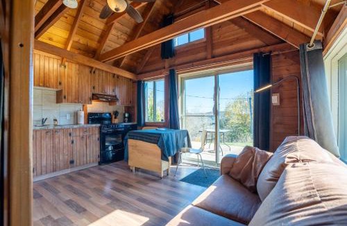 Sainte-Melanie Ski Chalet | Au Chic Chalet des Chutes Chic Rustique
