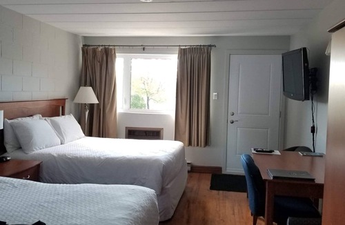 Lac-Etchemin Hotel | Auberge Happy Logis