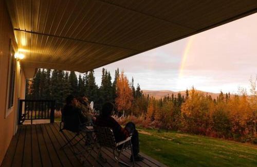 Fairbanks House | Aurora Viewing Deck and Peaceful Retreat
