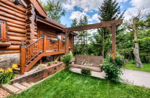 Township of Woolwich House | Austrian Log house