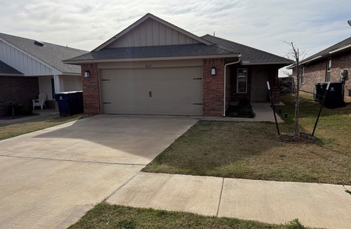 Wheatland House | Awesome 3-bedroom house with AC in Oklahoma City