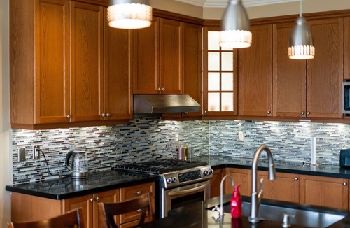 Brampton House | Awesome 5BR Home ~ Brampton ~ Stylish ~ Patio
