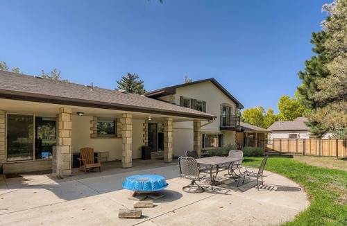 Foxfield House | Awesome Ranch Style House on 2 acres