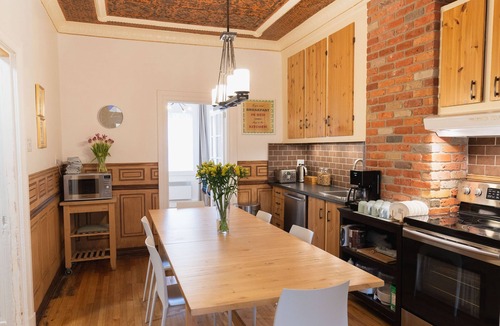 Gay Village Bed & Breakfast | B&B du Village - BBV