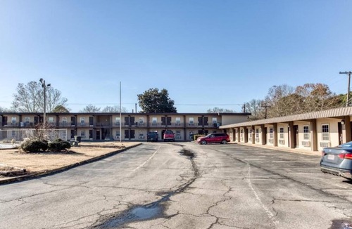 Bald Knob Apartment | Bald Knob AR|2 Single Bed