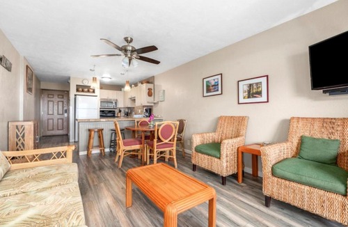 Nawiliwili Apartment | Banyan Harbor Resort