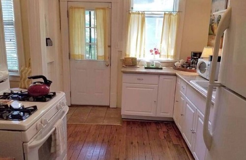 Downtown Little Rock Cottage | Barkley Cottage - 1 Bedroom