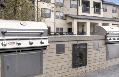 Fairview Apartment | Barsala l Modern 2BD Haven in McKinney: Cozy & Modern