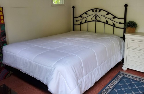 Purdy House | Beach Cottage and Nature Lovers Delight