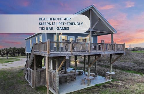Port Bolivar House | Beachfront 4BR - Tiki Bar, Yard Games, Smart TVs, Pets