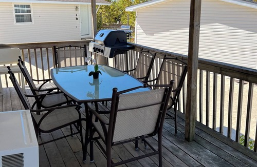Wasaga Beach Cottage | BEACHFRONT COTTAGE IN WASAGA BEACH - SANDPIPER BEACH RESORT - COTTAGE # 6