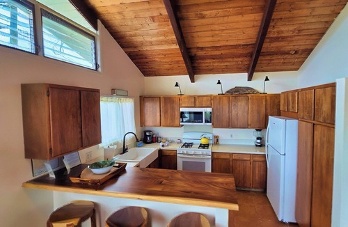 Kapaa House | Beachfront Cottage: Inquire About 30 days for 40% Off! 2 Beds TVNC #4288