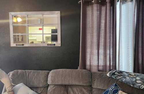 Questa Woods Condo | Bear Den in Seward less than 7 miles from the Waterfront!