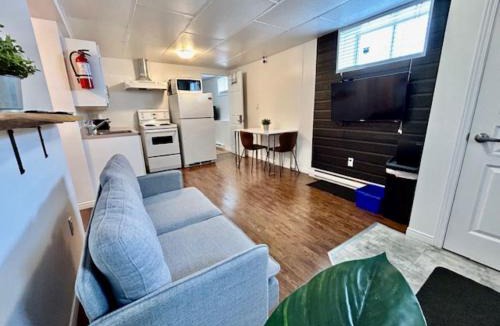 Val-d'Or Apartment | Beau studio 2 chambres