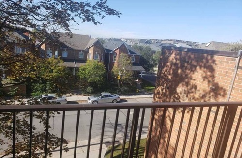Davenport Apartment | "Beautiful 1 bedroom apartment 5min to downtown!"