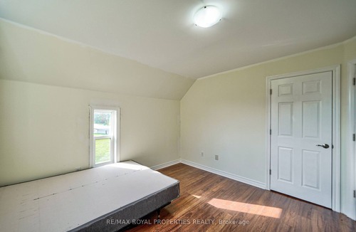 Pickering House | Beautiful 3 BR home in Pickering village near Stouffville