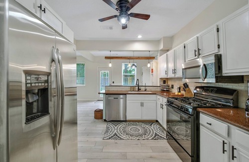 Barker House | Beautiful 4 bdrm 2.5 bath home with pool and spa-Lawn and Pool Care included!