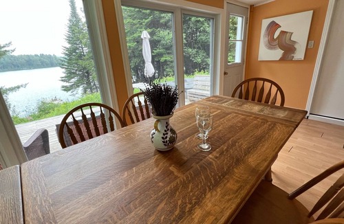 Wentworth Cottage | Beautiful lakefront cottage, 1 hour north of Montreal