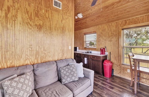 Frisco Cabin | Beautiful Lakeside Tiny House Cabin
