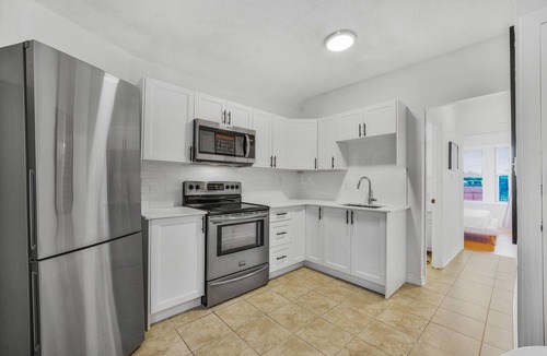 Greenwood - Coxwell Apartment | Beautiful modern and cozy 1-bedroom + loft apartment in East Toronto