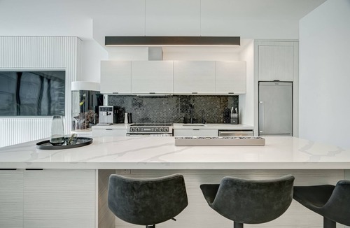 CityPlace Condo | Beautiful Modern Entertainment District