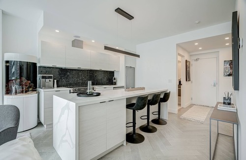 CityPlace Condo | Beautiful Modern Entertainment District