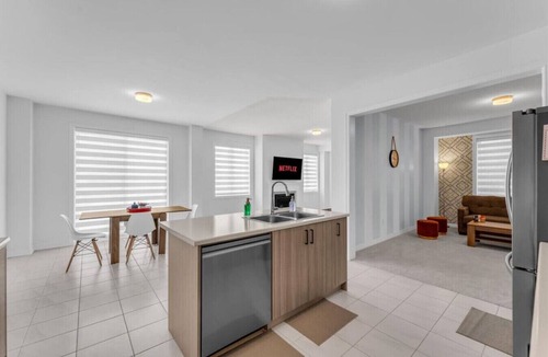Centre Wellington House | Beautiful New Build by Elora