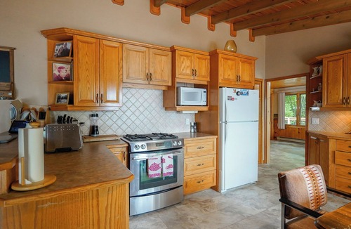 Restoule House | Beautiful Restoule Getaway. 169 Odds Drive