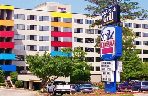 Hot Springs Apartment | Beautiful studio unit at resort, sleeps 4