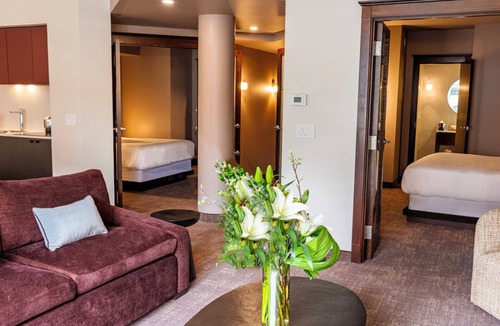 Old Montreal Hotel | Beautifully Designed Suite with Kitchen and Dining Area Perfect for Long Stays
