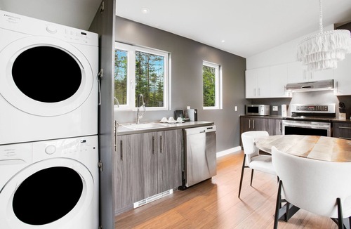 La Conception Villa | Bel Air Tremblant ALMA : 2 CHAMBRES, JACUZZI PRIVÉ
