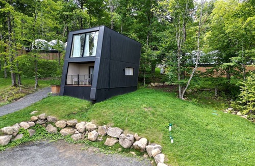 La Conception Cabin | Bel Air Tremblant SKY LOFT : 1 CHAMBRE, JACUZZI, SAUNA