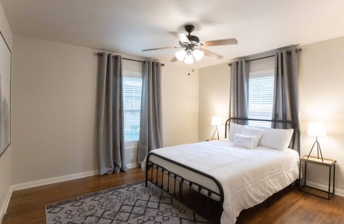 Weatherford House | Bella Sol Summary: We
