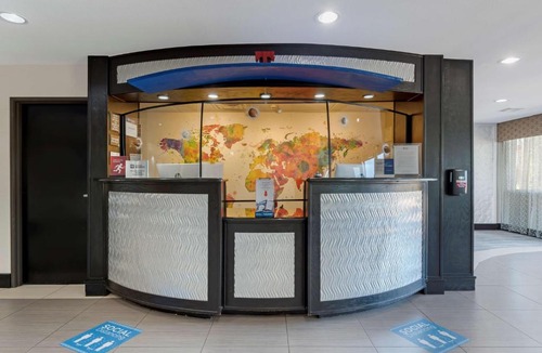Arlington Hotel | Best Western Plus Arlington North Hotel & Suites