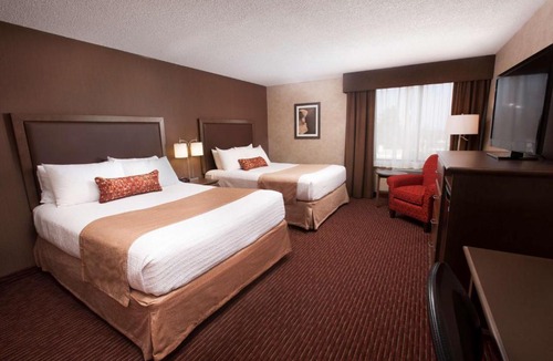 Niagara Falls Hotel | Best Western Plus Cairn Croft Hotel