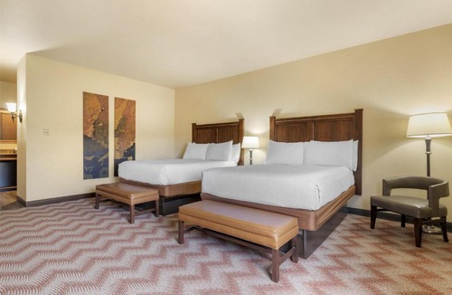 Stillwater Hotel | Best Western PLUS Cimarron Hotel & Suites