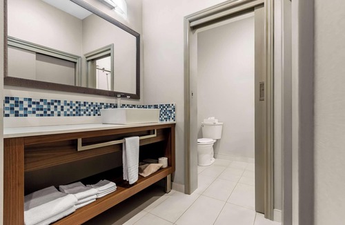 Mont-Laurier Hotel | Best Western Plus Mont-Laurier