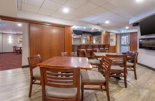 Civic Hospital - Experimental Farm - Central Park Hotel | Best Western Plus Ottawa City Centre