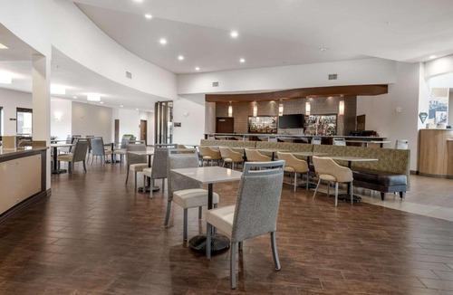 Bryan Hotel | Best Western Premier Bryan College Station