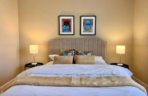 Downtown Memphis House | Big Groups 5BR/4BA w/Parking Fed Ex Forum Beale St
