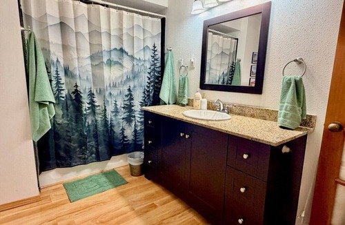 Taku - Campbell Condo | Birch Hollow on the Creek