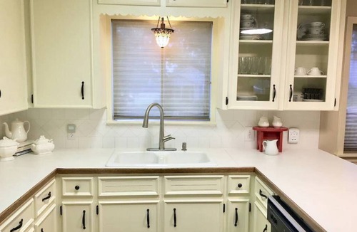 Llano House | Birmingham House- Blocks from the Llano River, Shopping, and Restaurants
