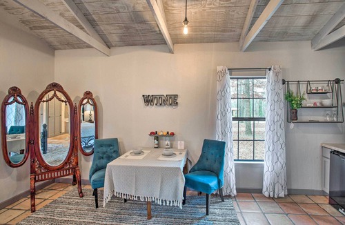 Pittsburg Apartment | ‘Blue Jay Cottage' - Pittsburg Studio on Winery!