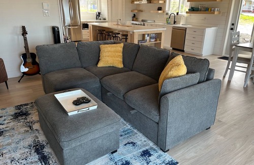 Twillingate House | Blue Jellybean: Great ocean views and sunsets close to town.