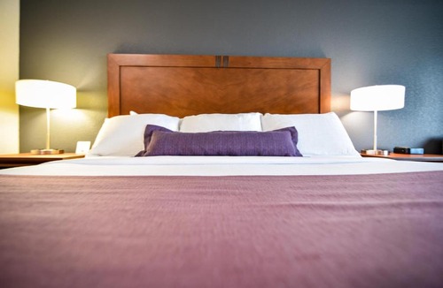 Manhattan Hotel | Bluemont Hotel